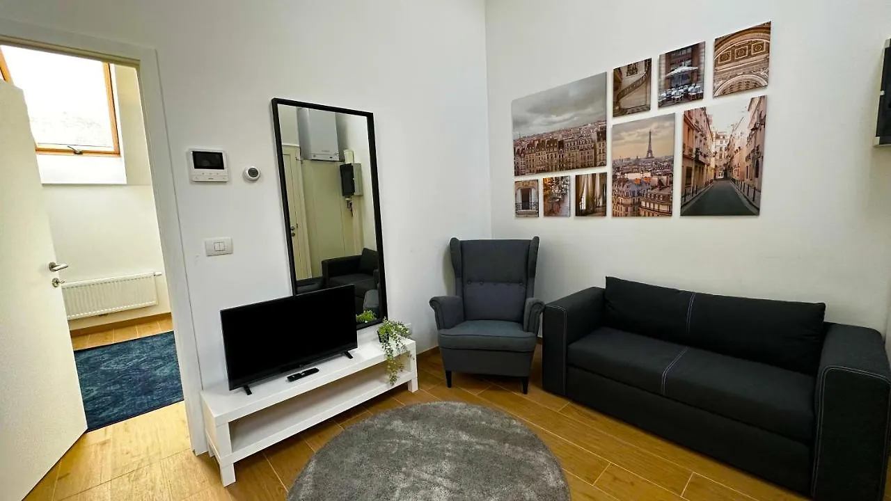 Oneluxstay Near Fashion District Antwerp Belgium